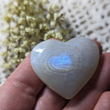 Rainbow Moonstone Heart~CRMHRT03