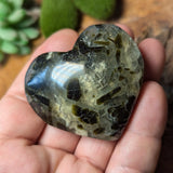 Epidote in Prehnite Heart~CRCEPHT4