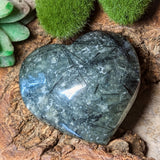 Epidote in Prehnite Heart~CRCEPHT5