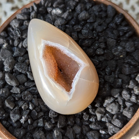 Druzy Agate Egg~CRDAEGG1