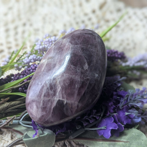 Purple Anhydrite Palm Stone~CRPAPA01