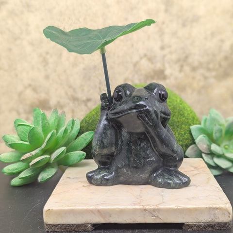 Jade Frog "Shady" Carving~CRJADEF1
