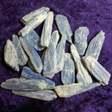 Blue Kyanite Blade~TUMKYBD