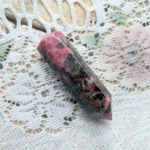 Rhodonite Pillar~CRRHNPR2