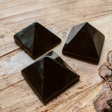 Shungite Pyramid-Small~CRSHUNPS