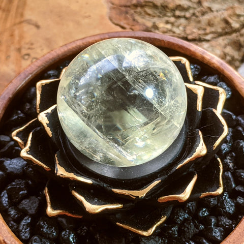 Golden Ray Calcite Sphere~CRGRCS02