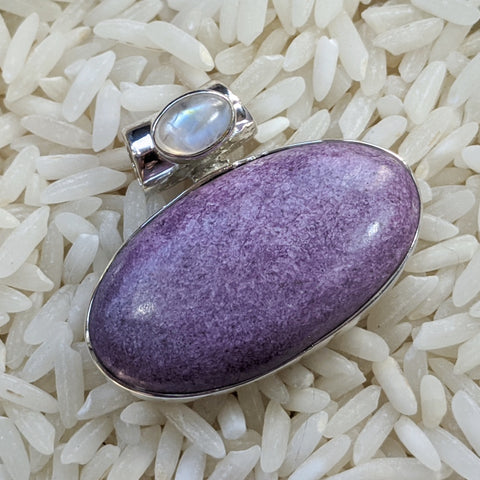 Stichtite & Moonstone Pendant~JSSSTIC5