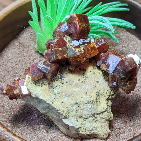 Vanadanite Specimen~CRVANAD7