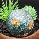 Grape Agate Sphere~CRGRPAS1