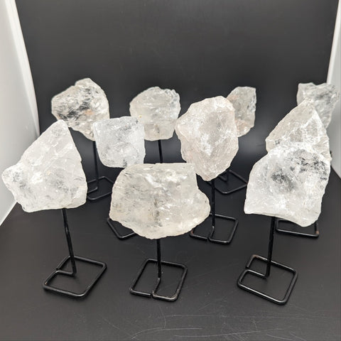 Quartz Chunk on Stand~CRQUSTND