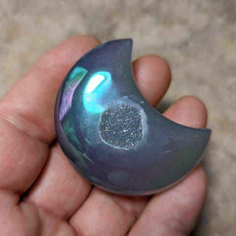 Angel Aura Druzy Agate Moon~CRADAM10