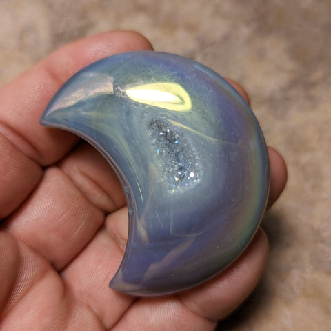 Angel Aura Druzy Agate Moon~CRADAM11