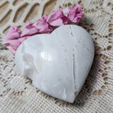 Snow Agate Heart~CRSNAGH3