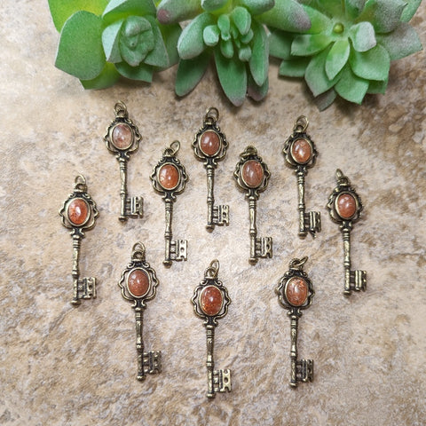 Sunstone Key Pendant~JKEYSUNS