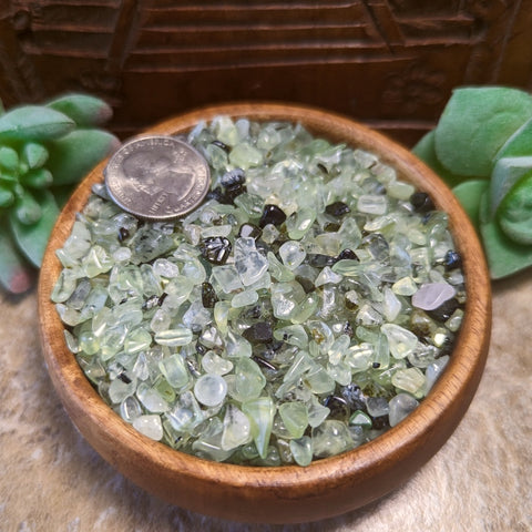 Epidote in Prehnite Chips~CRCEPPRE